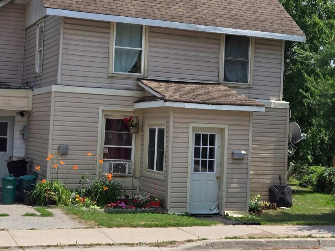 159 BARRIE ROAD E, 