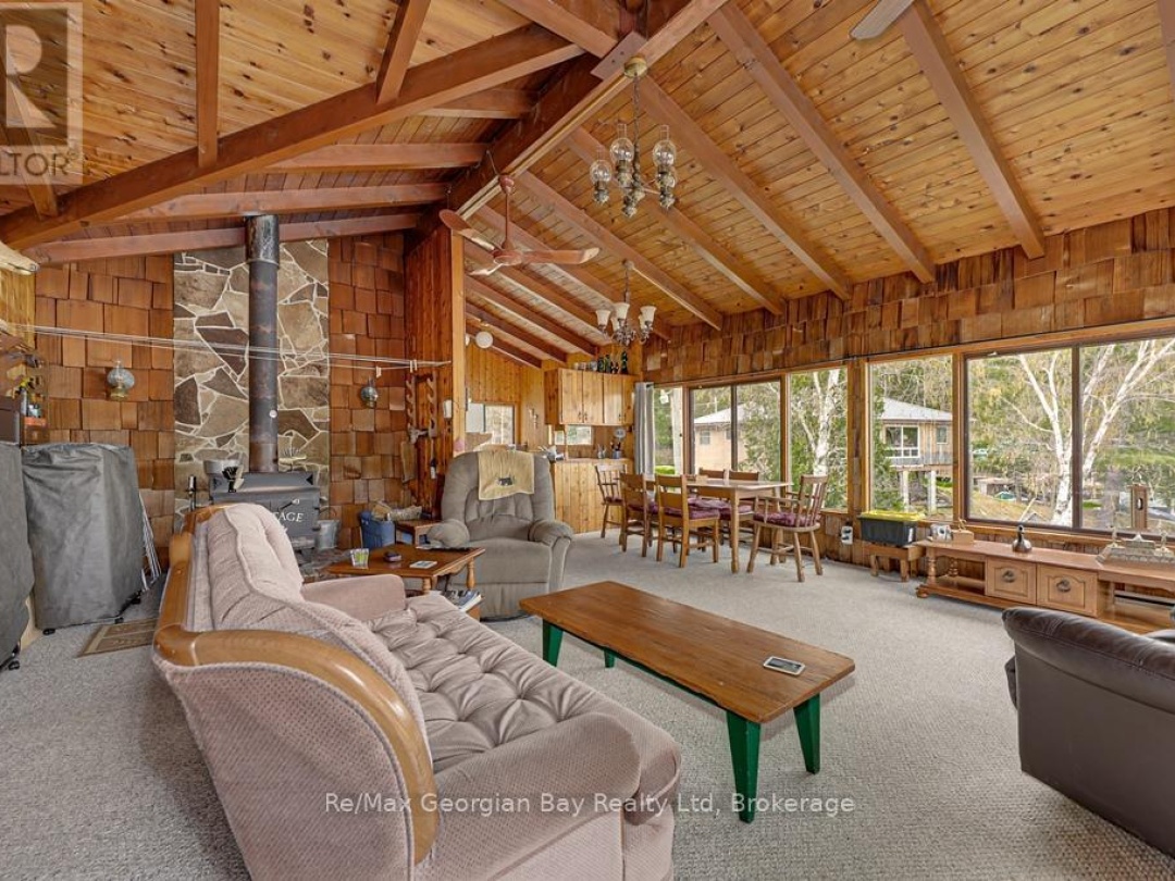 15SR405 SEVERN RIVER SHORE, Severn River
