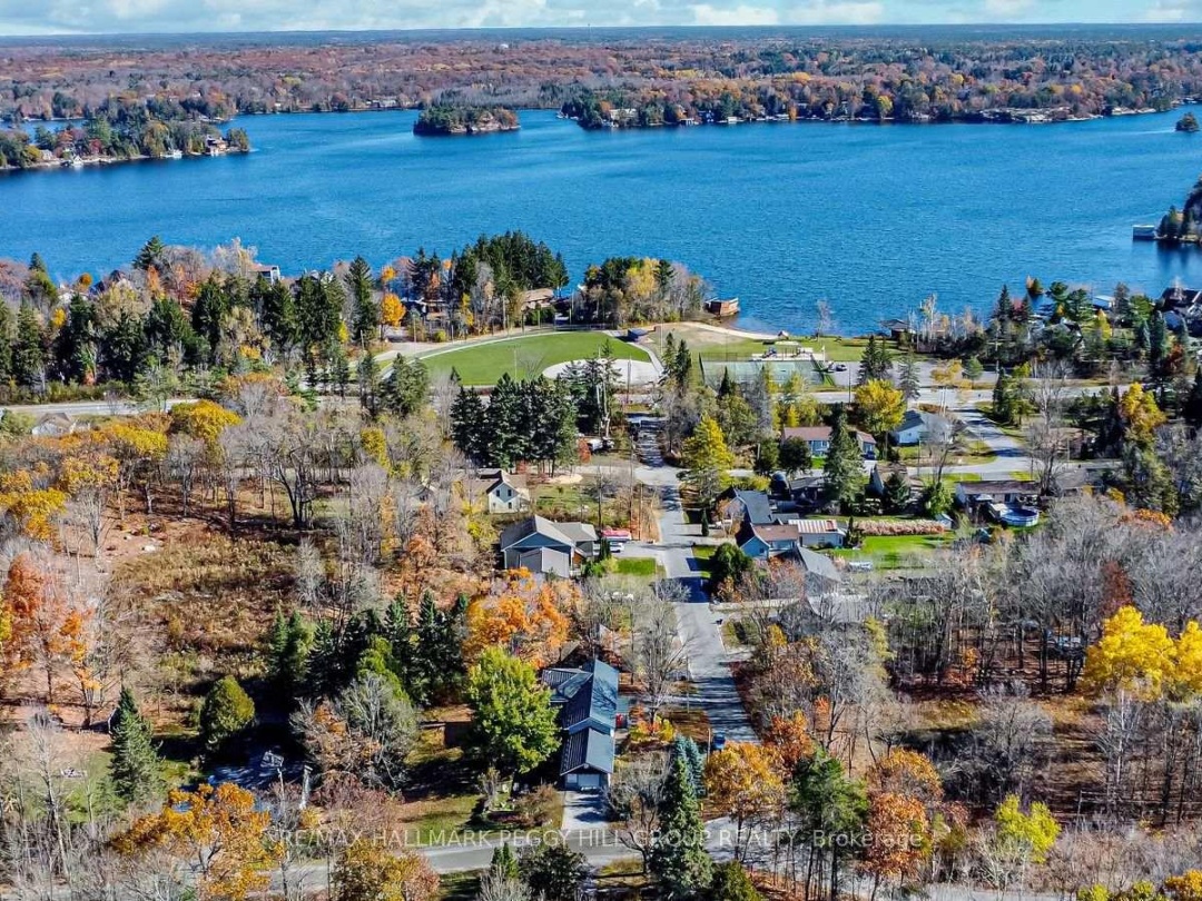 280 PRIVATE STREET, Gravenhurst (Muskoka (S))