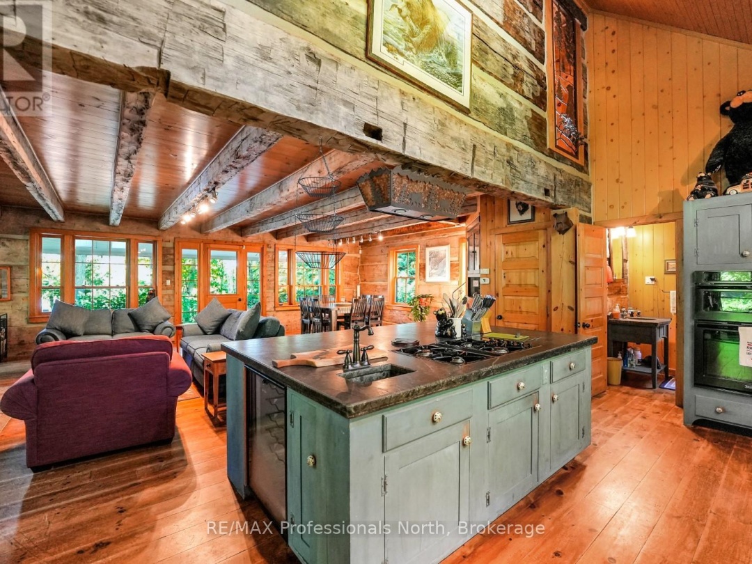 2682 WILKINSON ROAD, Kennisis Lake