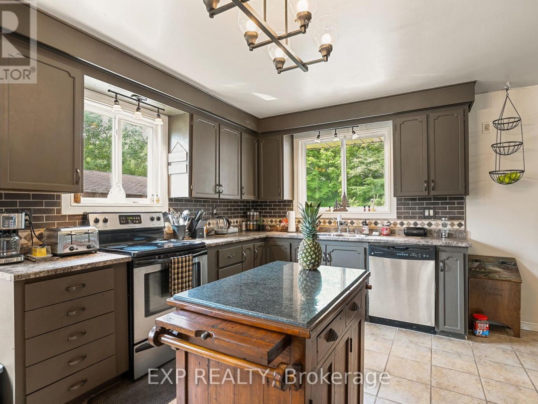 1037 KERNOHAN FARM TRAIL, Minden Hills (Minden)