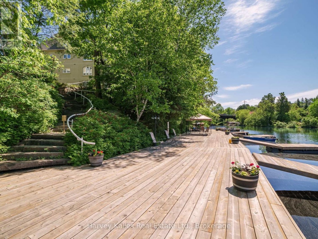 107 - 31 DAIRY LANE, Muskoka River