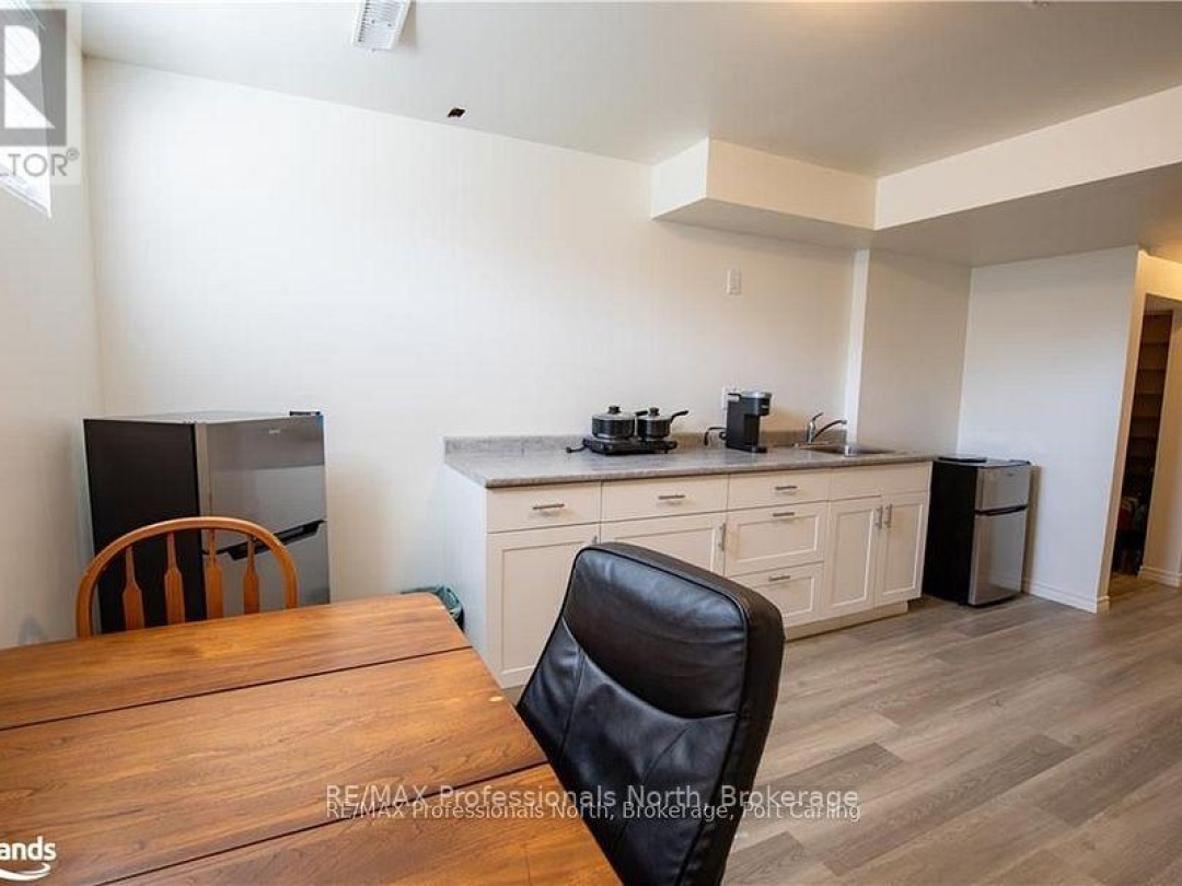 40 NICOLE PARK PLACE, Bracebridge (Macaulay)