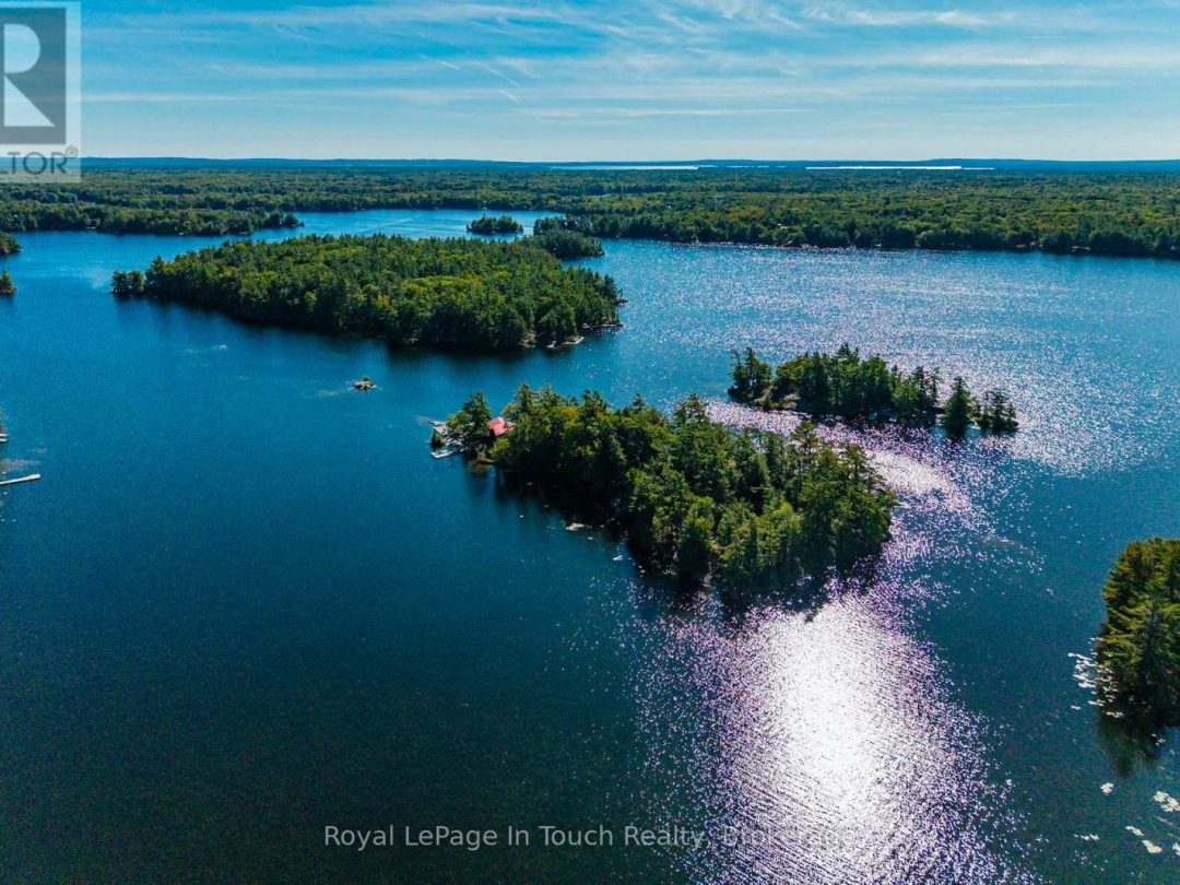 2 IS 190 ISLAND, Six Mile Lake
