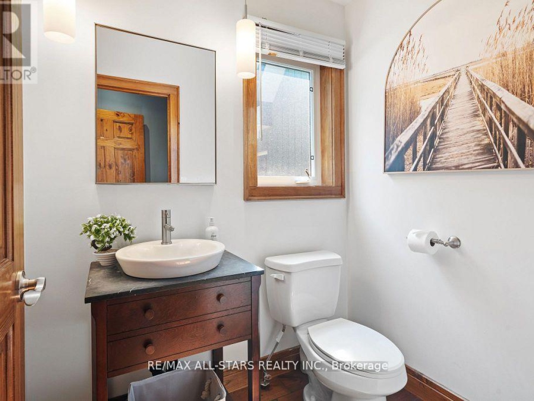 8 HARMONIOUS DRIVE, Burnt River
