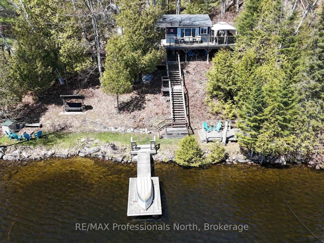 1080 HEART'S CONTENT DRIVE, Salerno Lake