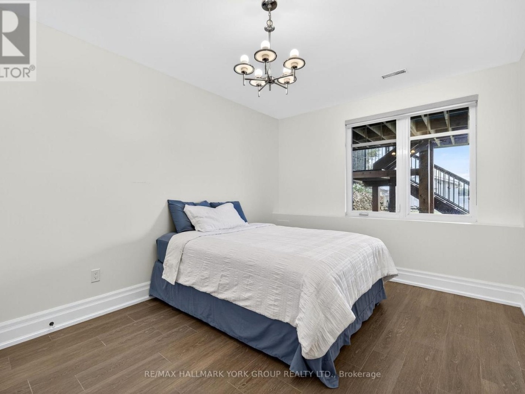 10 GRILLS ROAD, Lake Scugog