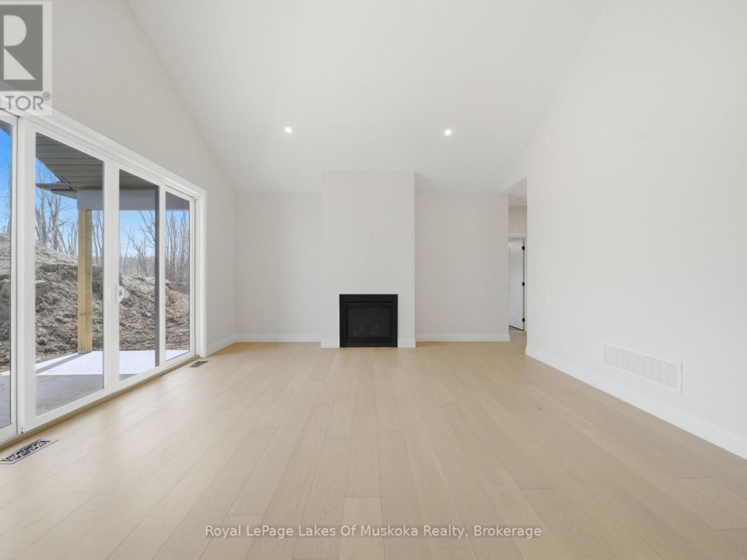 21 HENRY BALL COURT, Oro-Medonte (Warminster)