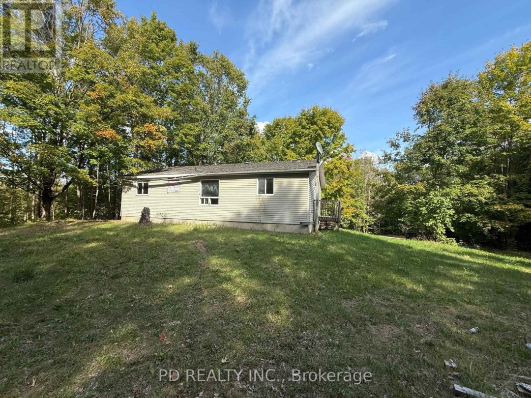 5840 LOWANDA LANE, 
