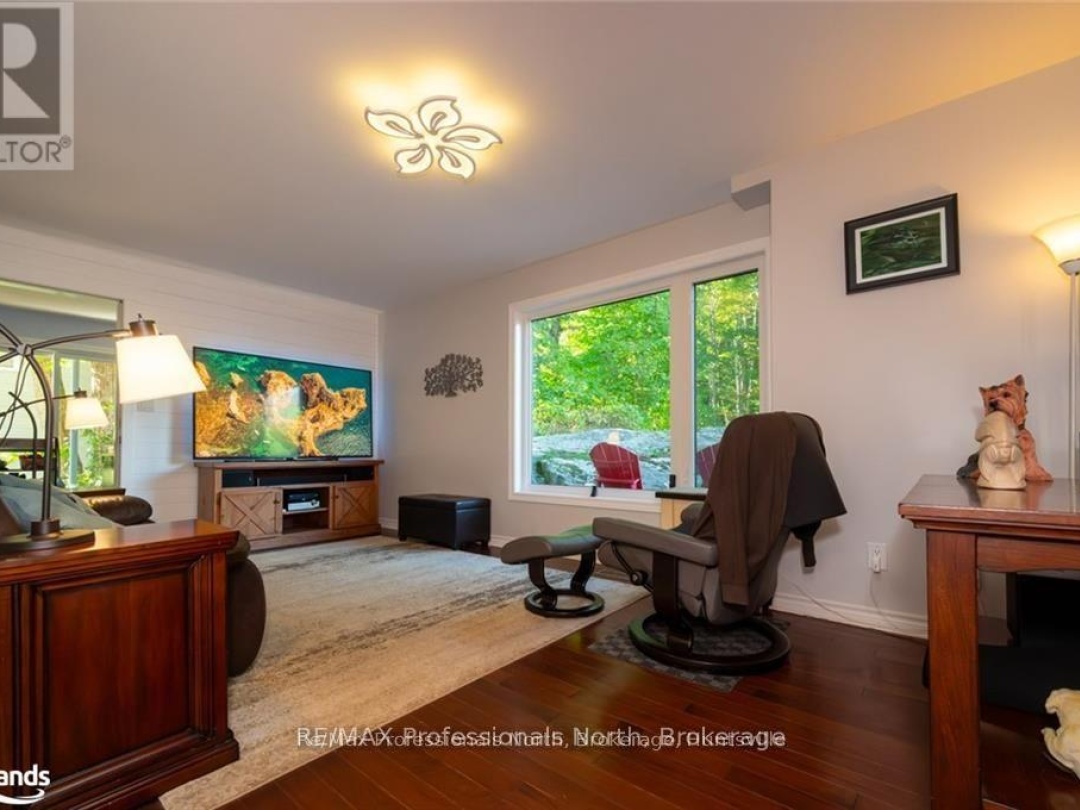 40 GLENWOOD DRIVE, Huntsville (Chaffey)