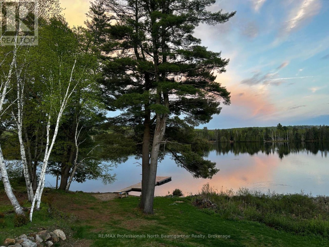 4318 GLAMORGAN ROAD, Haas Lake