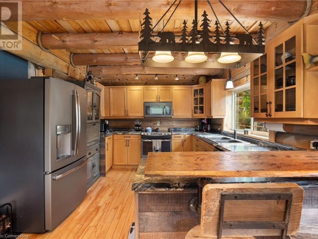235 LOCH ERNE Road, 