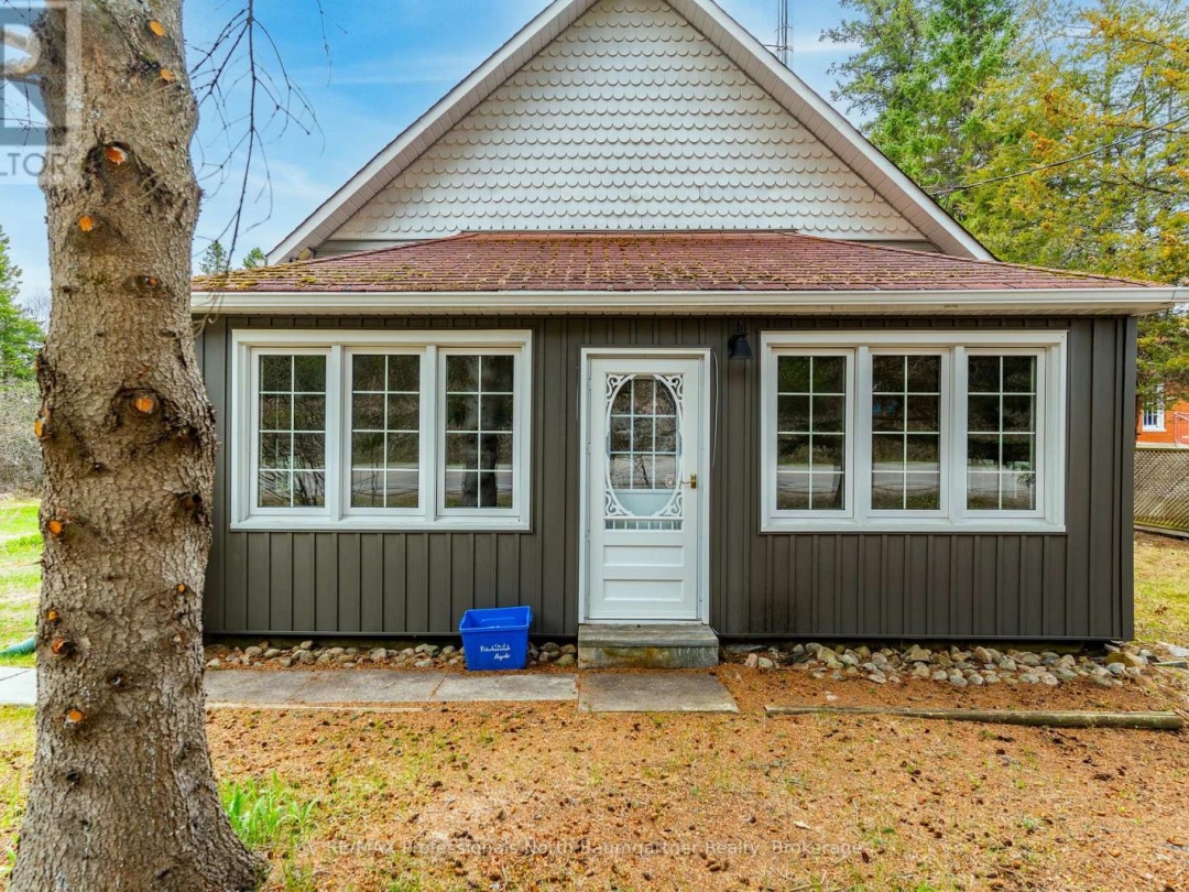 10752 COUNTY ROAD 503, Highlands East (Glamorgan)