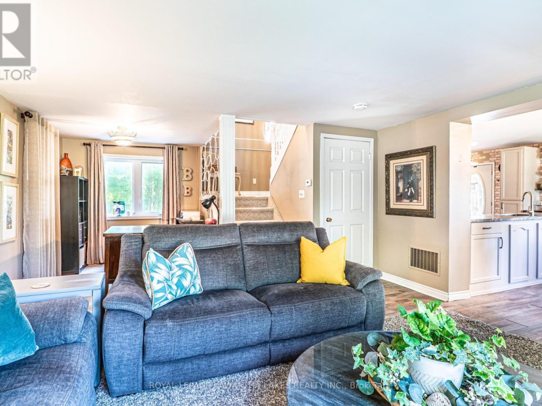 1028 LITTLE BRITAIN ROAD, 