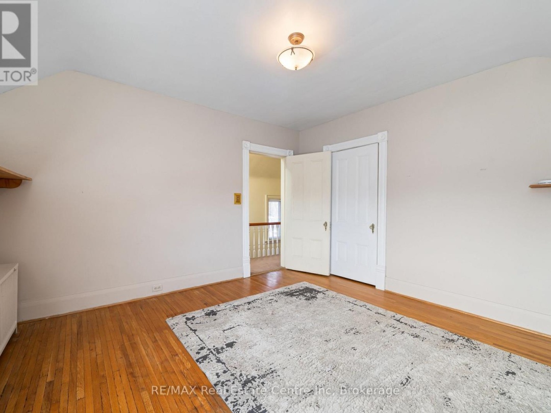 24 LINDSAY STREET, Kawartha Lakes (Fenelon Falls)