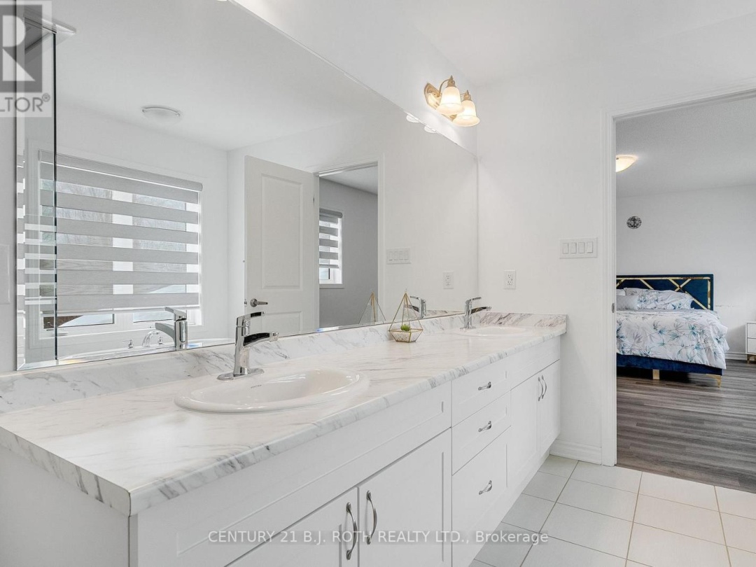 22 DYER CRESCENT, Bracebridge (Macaulay)