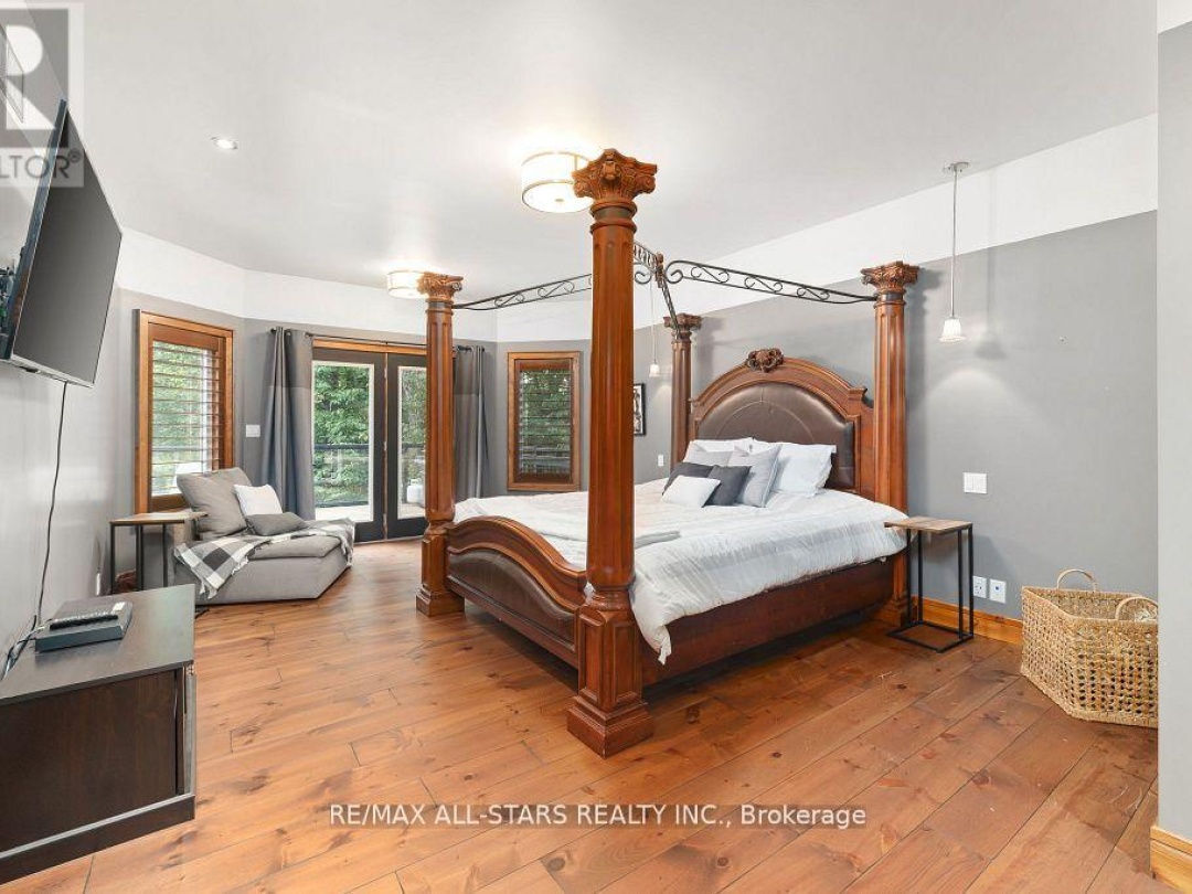 8 HARMONIOUS DRIVE, Burnt River