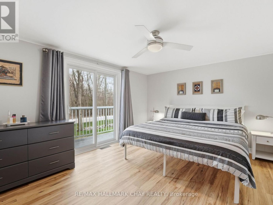 4350 PLUM POINT ROAD, Lake Simcoe