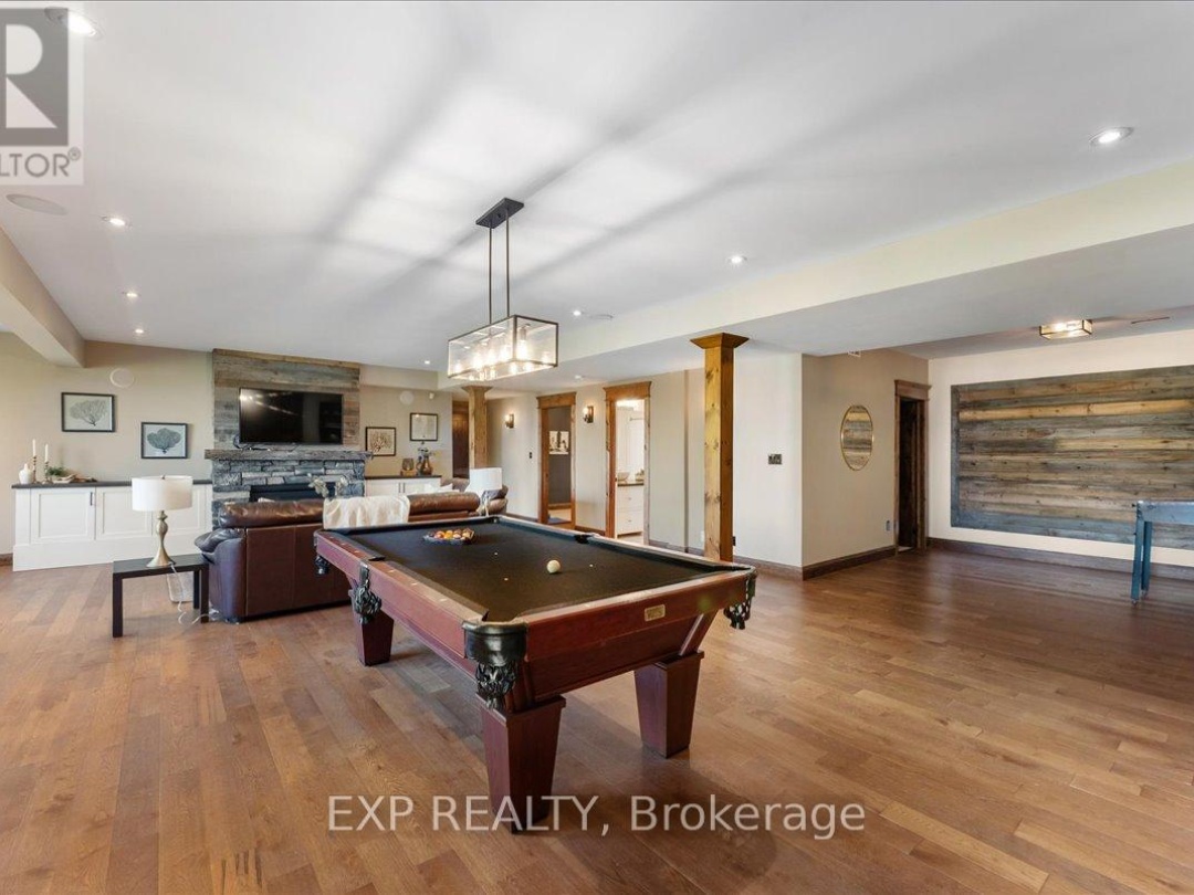 857 CEDAR GLEN ROAD, 