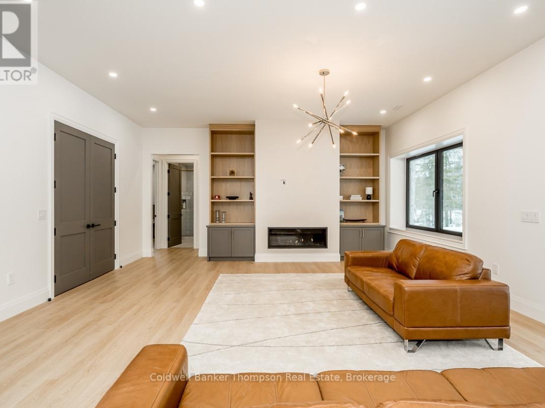 11 GLEN EAGLE COURT, Huntsville (Chaffey)
