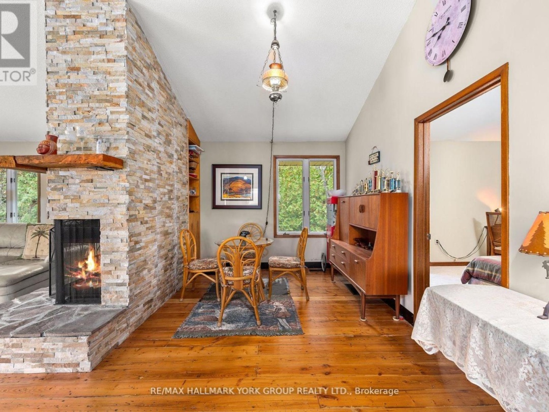 102 ALBERT STREET, Gull River