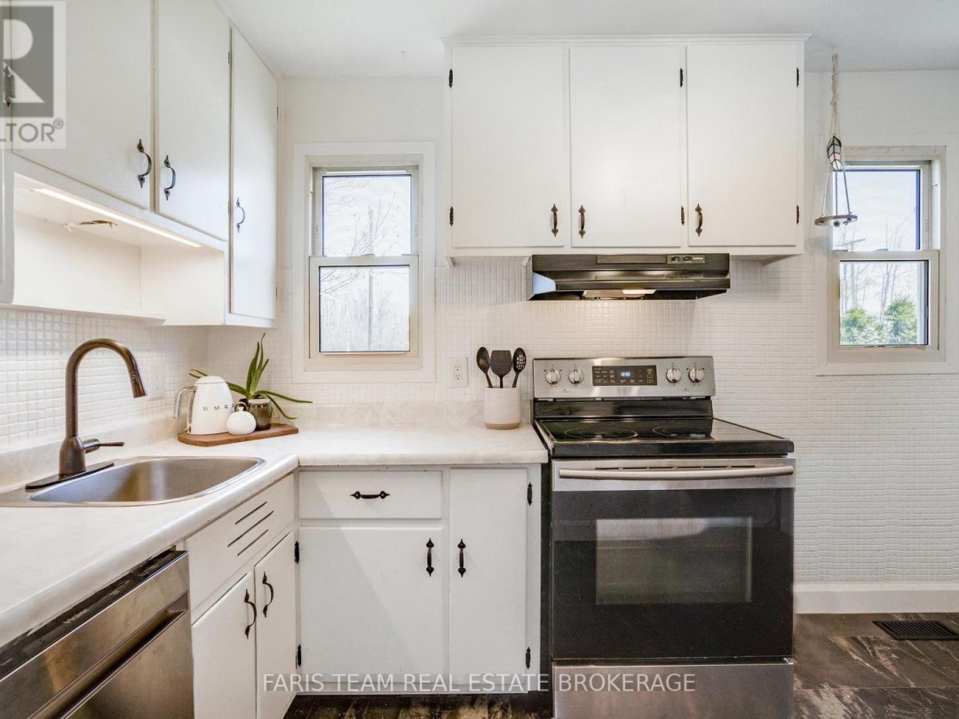 407 BAYVIEW PARKWAY, Orillia