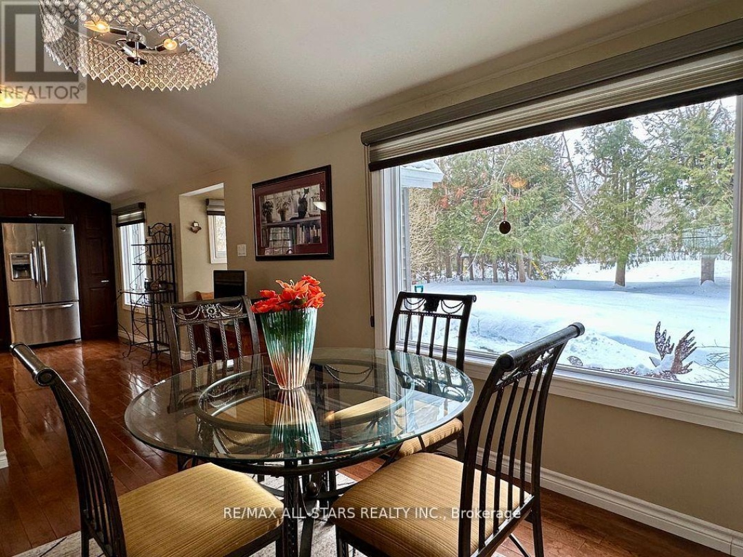 29 STINSONS BAY ROAD, Sturgeon Lake