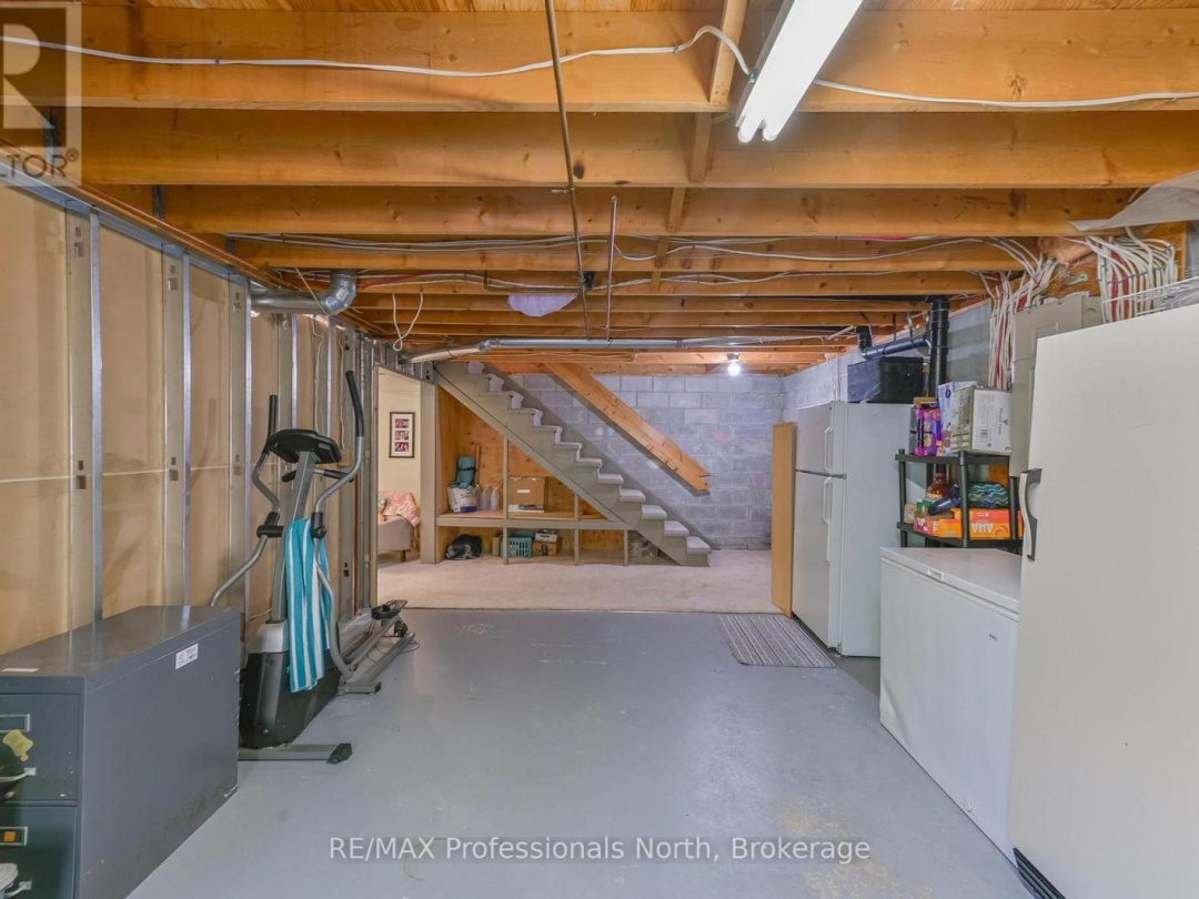 1392 TENNYSON ROAD, Bob Lake