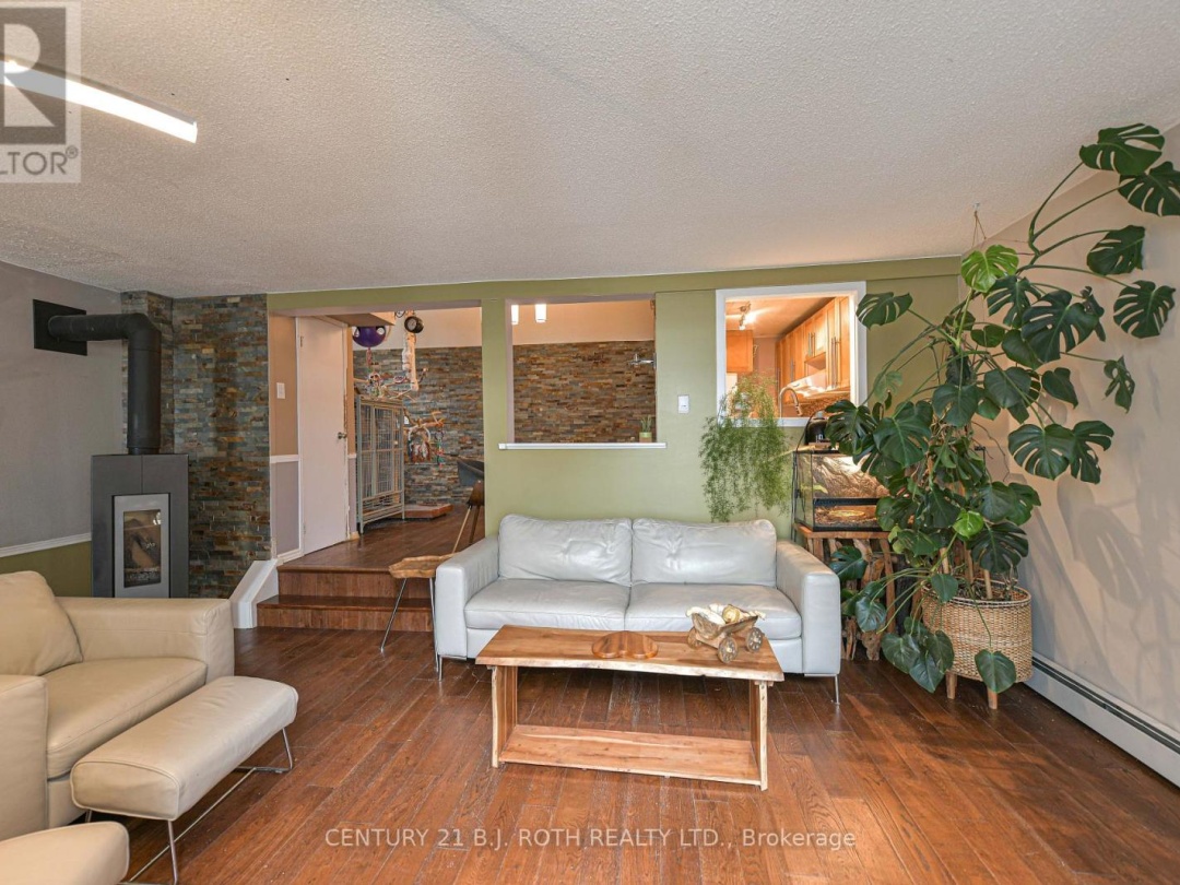 15 - 40 VICTORIA CRESCENT, 