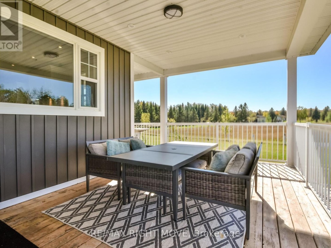 2448 STOCKDALE ROAD, 