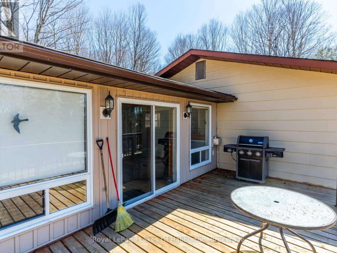 1096 CHELSEA LANE, Algonquin Highlands (Stanhope)