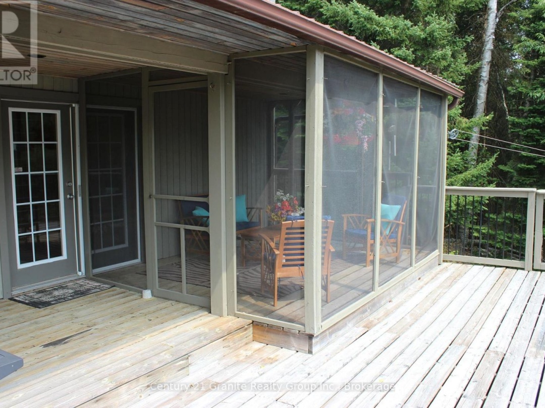 1082 GREEN LAKE ROAD, Gull River