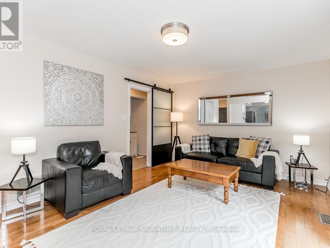 1032 BASE LINE ROAD, Gravenhurst (Morrison)