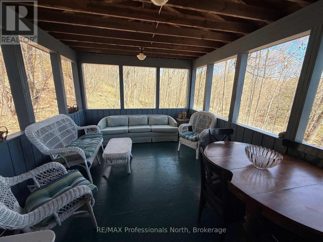 1226 HUBBARD & MONTGOMERY LANE, Minnicock Lake