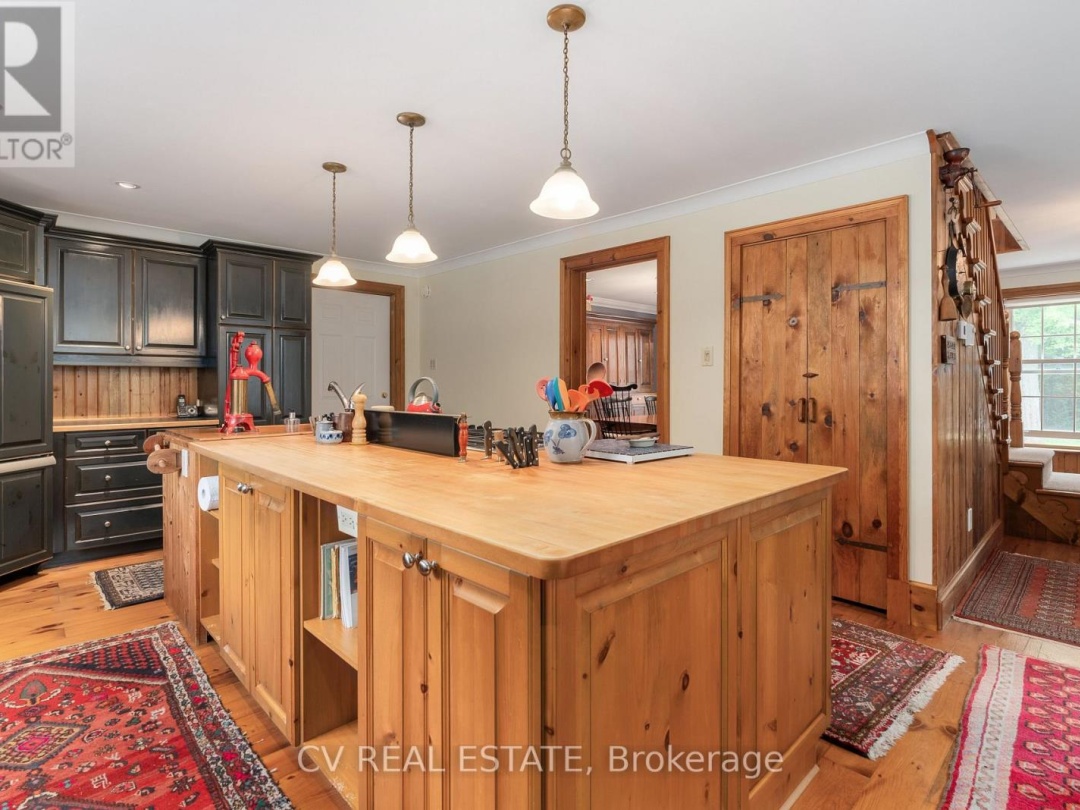 2090 COUNTY 121 ROAD, Kawartha Lakes (Somerville)