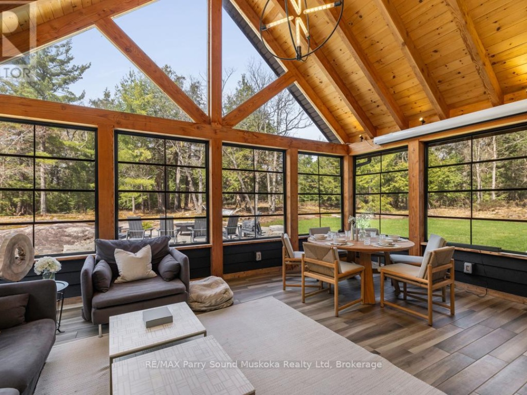 191 CLEAR LAKE ROAD, Seguin