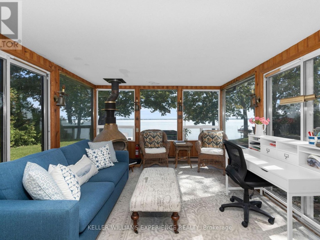 18 MAPLE DRIVE, 