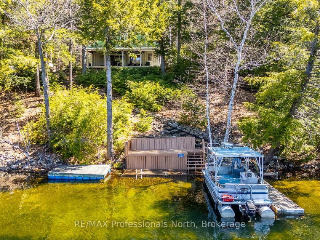 10469 LITTLE HAWK LAKE WAO, Little Hawk Lake