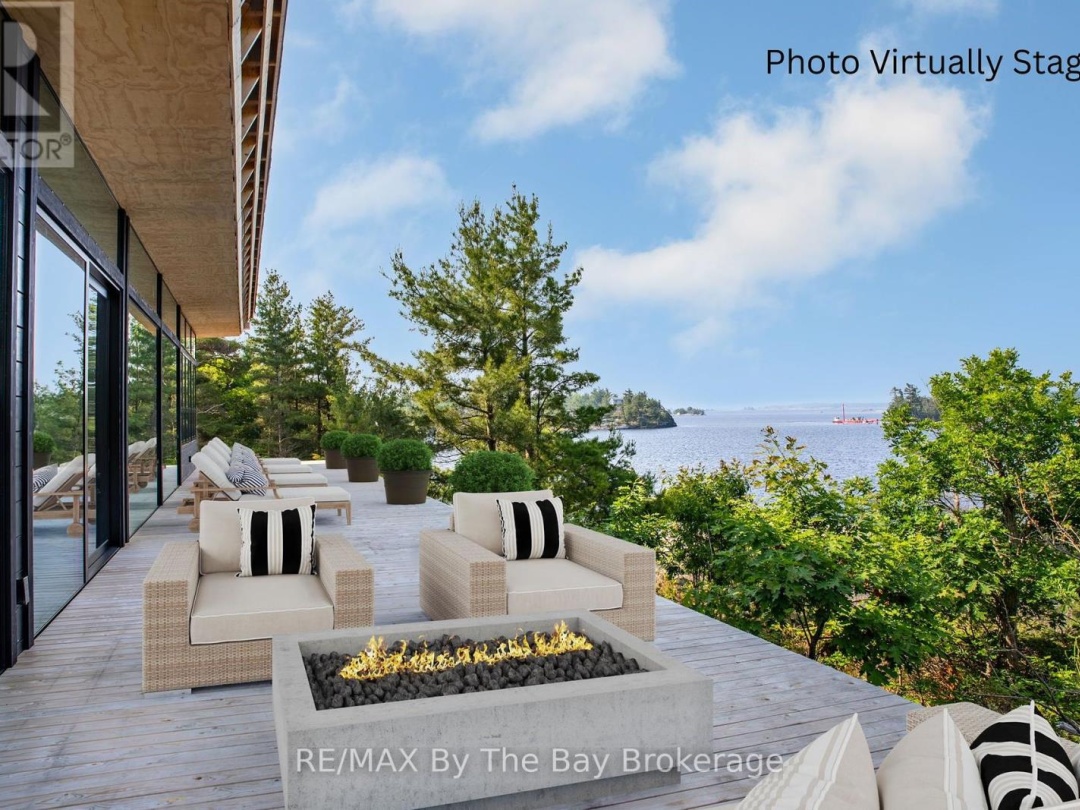 11324 ISLAND 1810/BONE ISLAND, Georgian Bay