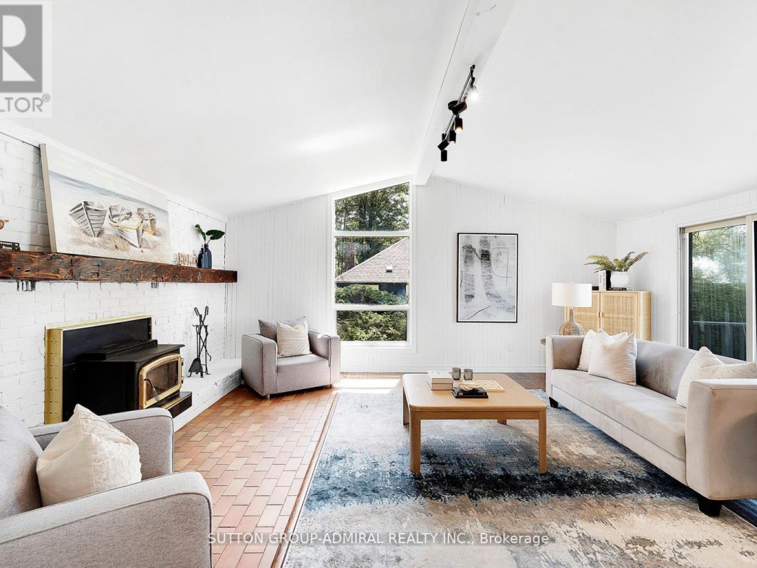 2232 LAKESHORE DRIVE, 