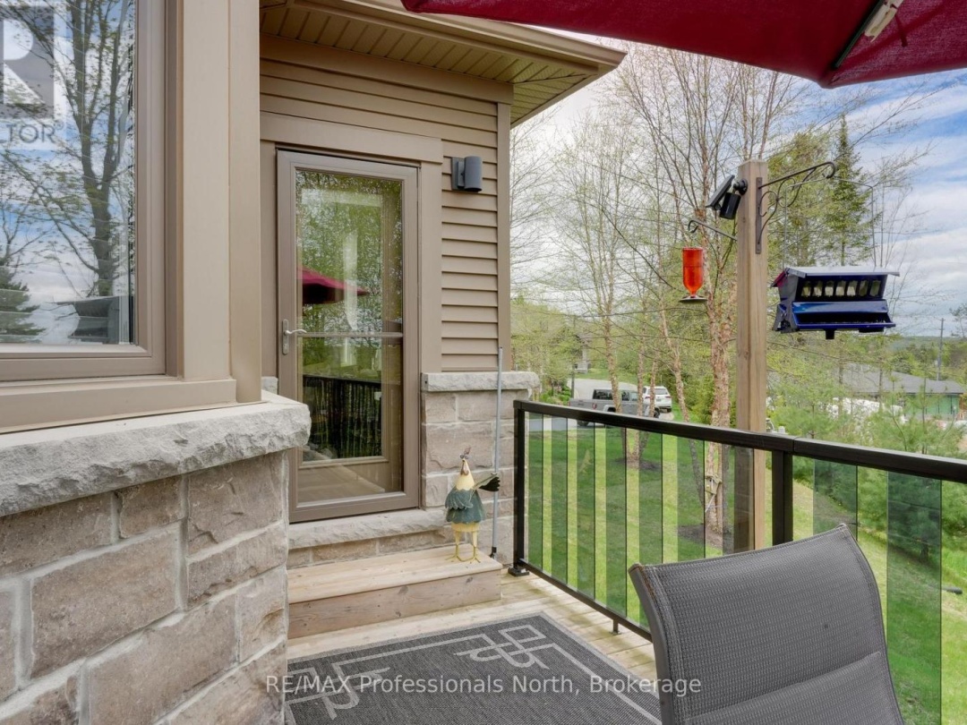8 SERENITY PLACE CRESCENT, Huntsville (Chaffey)