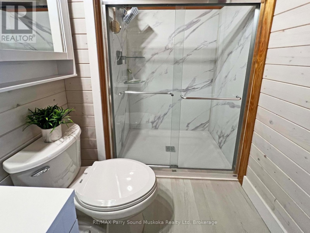 16 MACKLAIM DRIVE, Parry Sound