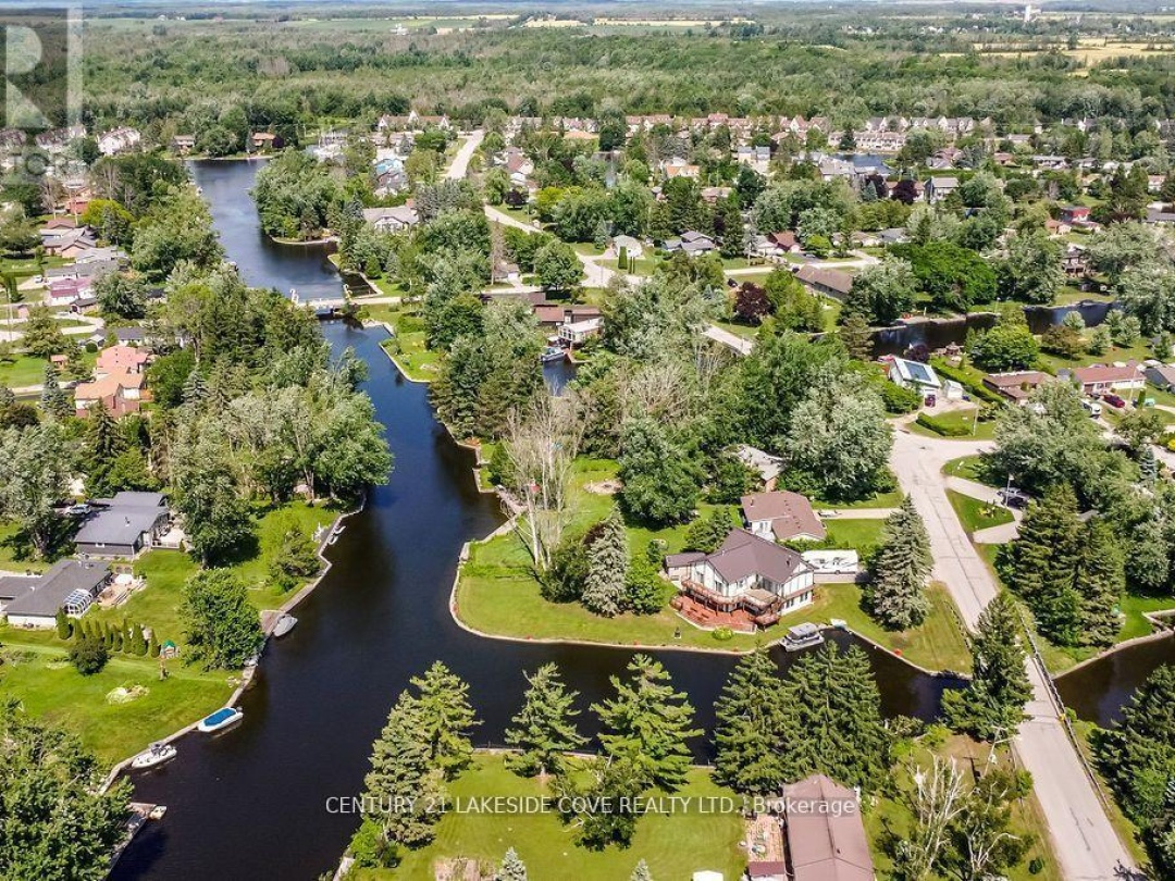 27 POPLAR CRESCENT W, Lake Simcoe