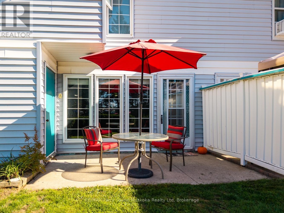 18 GEORGIAN BAY AVENUE, Parry Sound