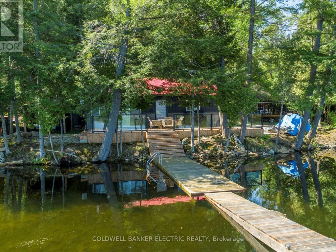 1224 MCCRACKENS LANE, 