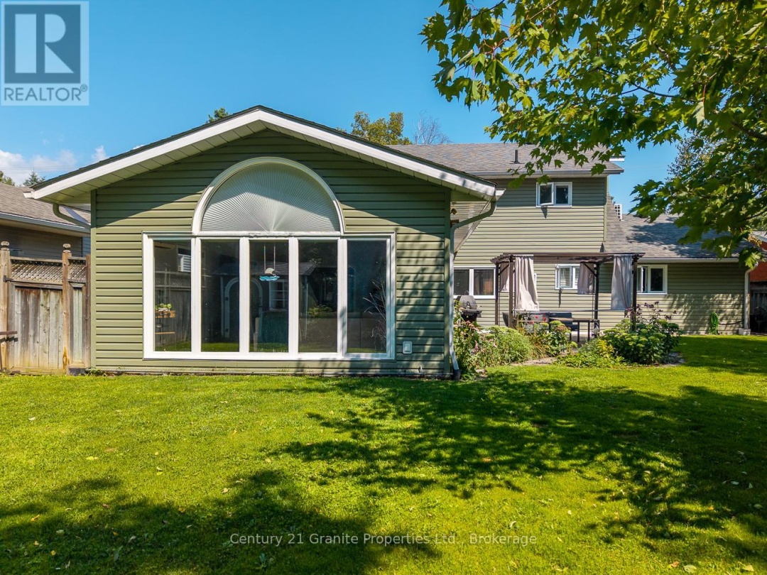 7 TUDHOPE STREET, 