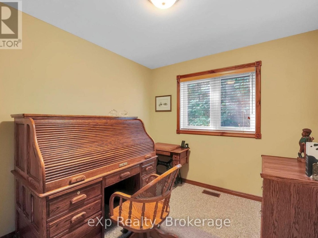 2978 KASHAGAWIGAMOG LAKE ROAD, 