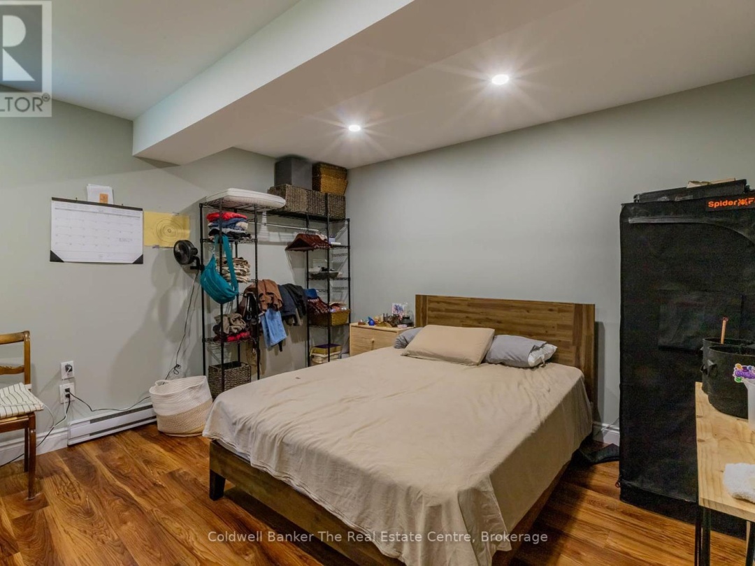 5 ANTHONY COURT, 