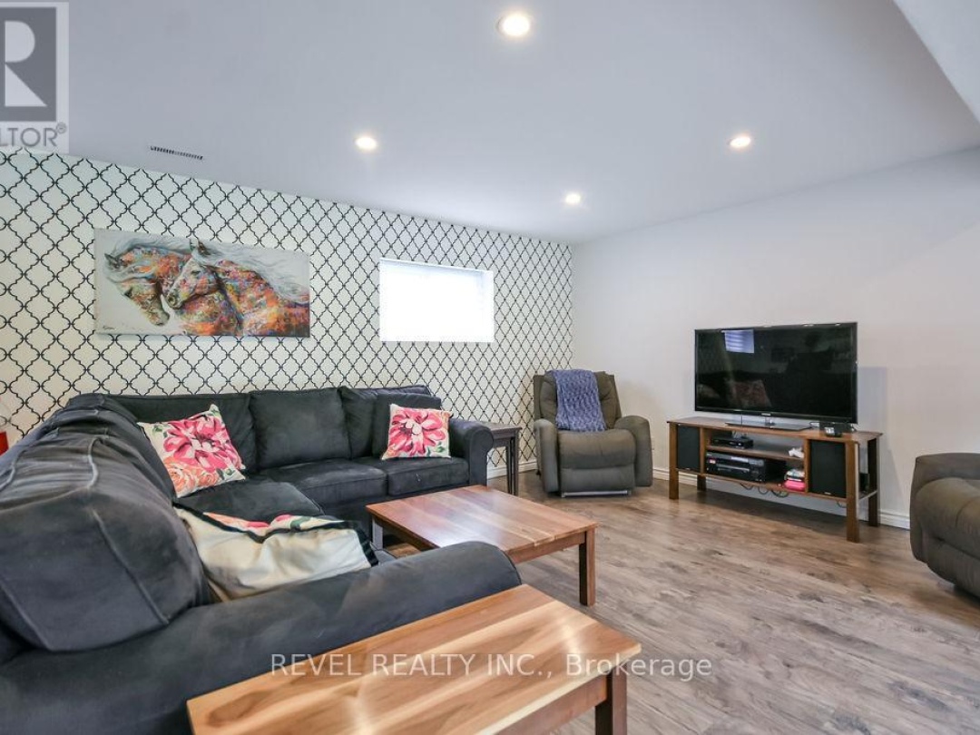 16 SUMAC CRESCENT, Oro-Medonte (Sugarbush)