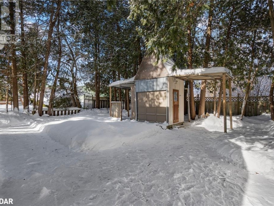 376 Barrie Road, Orillia